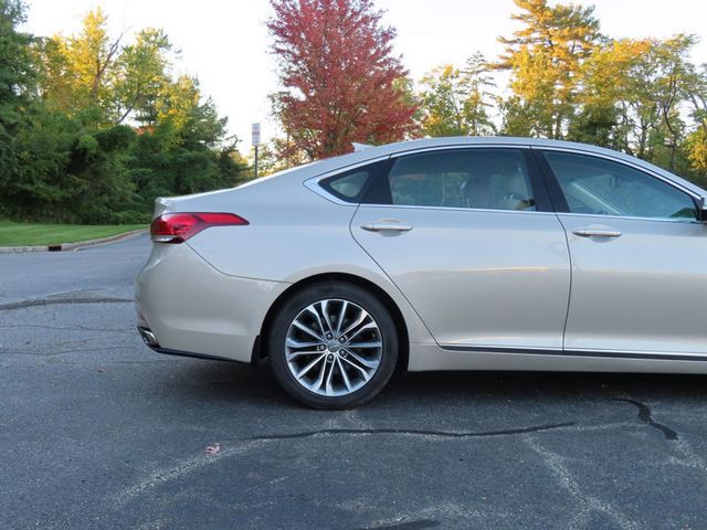 2015 Hyundai Genesis 4dr Sedan V6 3.8L AWD - 23089809 - 22