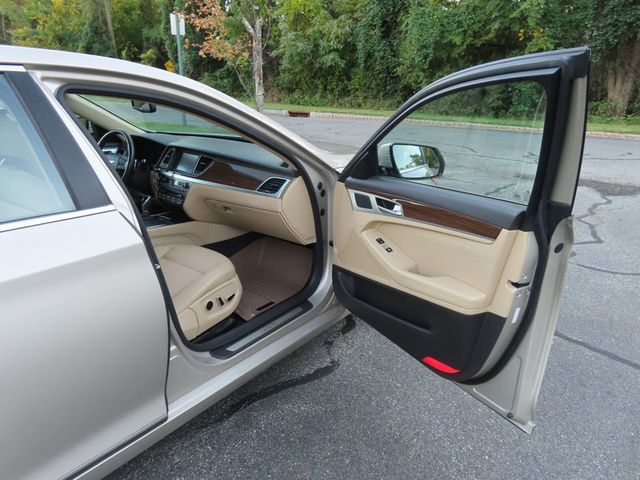 2015 Hyundai Genesis 4dr Sedan V6 3.8L AWD - 23089809 - 27