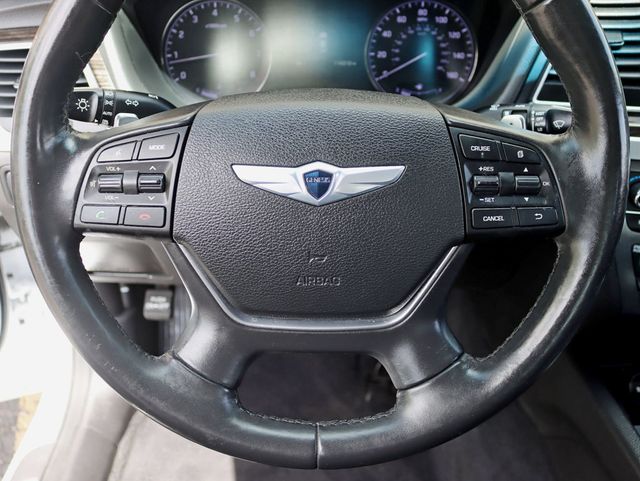 2015 Hyundai Genesis 4dr Sedan V6 3.8L AWD - 23022493 - 11