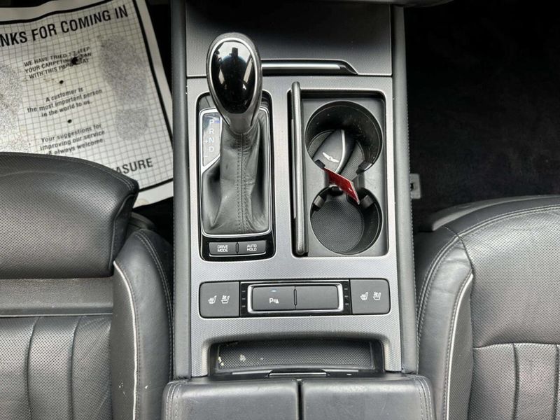 2015 Hyundai Genesis 4dr Sedan V8 5.0L RWD - 23052210 - 19