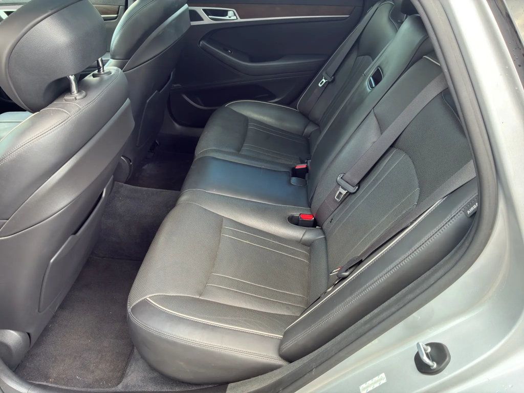 2015 Hyundai Genesis 5.0 V8 ENG, CLEAN CARFAX, LOADED W/ OPTIONS, SUNROOF, NAVI SYS!! - 23078267 - 10