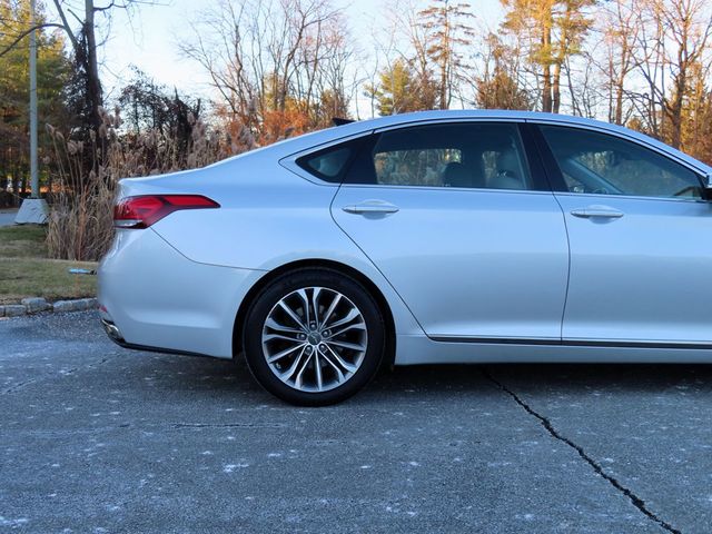 2015 Hyundai Genesis Base Trim - 22958225 - 18