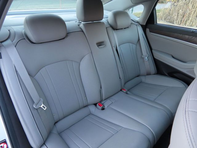 2015 Hyundai Genesis Base Trim - 22958225 - 29