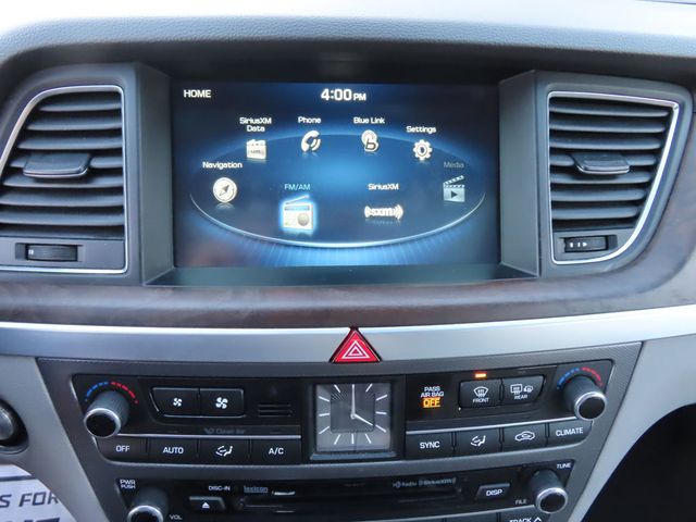 2015 Hyundai Genesis Base Trim - 22958225 - 37