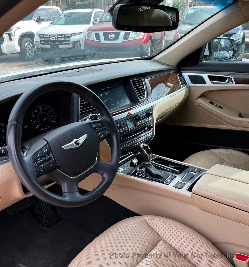 2015 Hyundai Genesis Base Trim - 23052384 - 17
