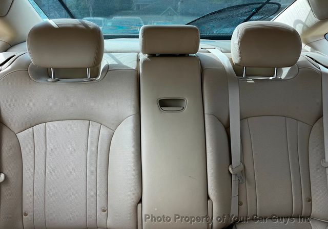 2015 Hyundai Genesis Base Trim - 23052384 - 22