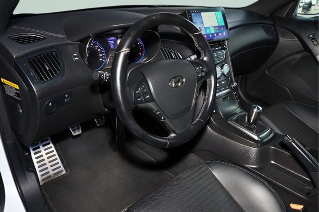 2015 HYUNDAI GENESIS COUPE 2dr 3.8L Manual Ultimate w/Black Seats - 23004440 - 16