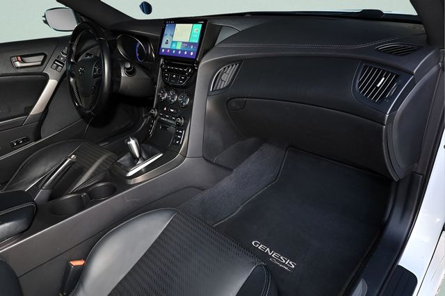 2015 HYUNDAI GENESIS COUPE 2dr 3.8L Manual Ultimate w/Black Seats - 23004440 - 17