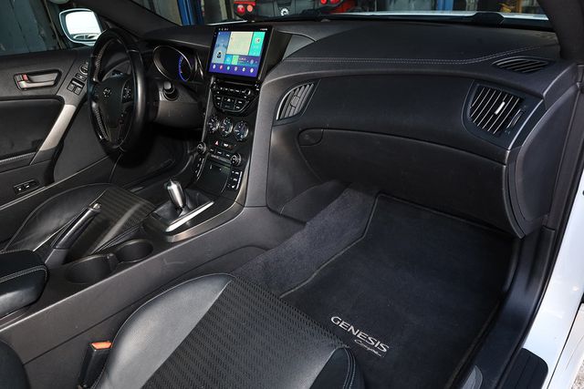 2015 HYUNDAI GENESIS COUPE 2dr 3.8L Manual w/Black Seats - 23004440 - 17