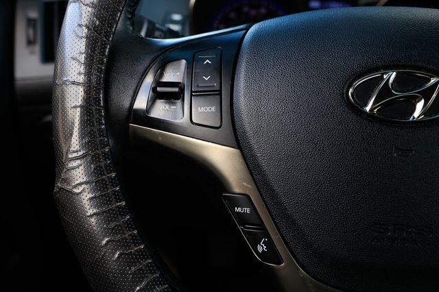 2015 Hyundai Genesis Coupe 2dr 3.8L Manual w/Gray Seats - 22913039 - 25