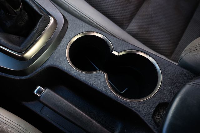 2015 Hyundai Genesis Coupe 2dr 3.8L Manual w/Gray Seats - 22913039 - 38