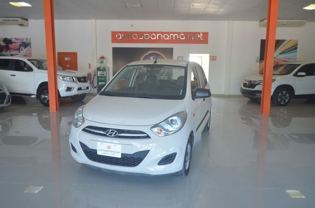 2015 Hyundai I-10 Disponible para alquiler Automatico - 21269394 - 0