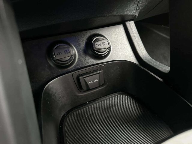 2015 Hyundai Santa Fe Limited AWD 4dr SUV - 22963946 - 32