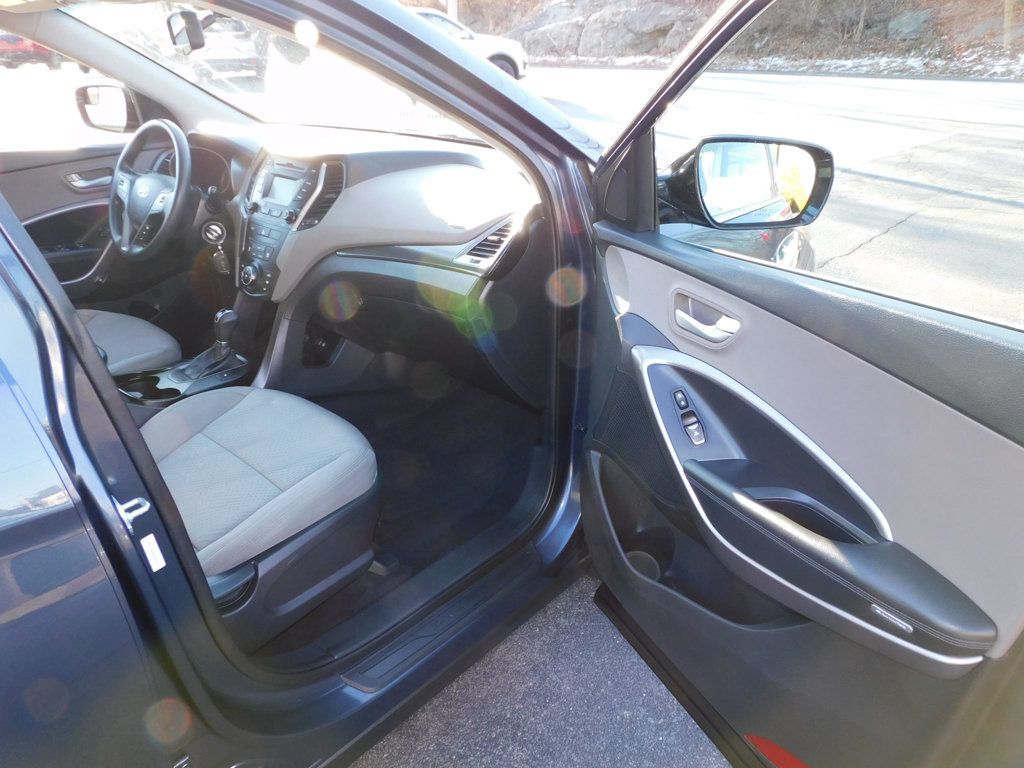 2015 Hyundai Santa Fe Sport photo 16