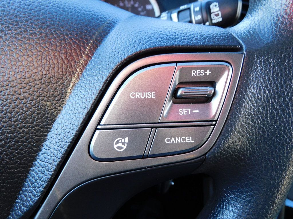 2015 Hyundai Santa Fe Sport photo 23