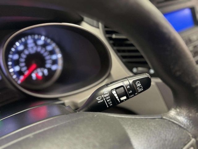 2015 Hyundai Santa Fe Sport AWD 4dr 2.4 - 22973505 - 31