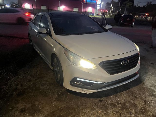 2015 Hyundai Sonata  - 22955587 - 0
