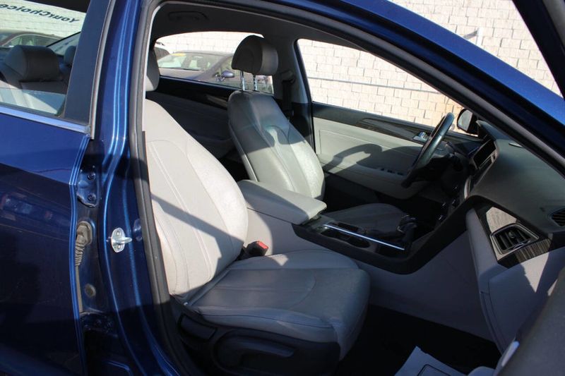 2015 Hyundai Sonata 4dr Sedan 1.6T Eco - 22985797 - 18