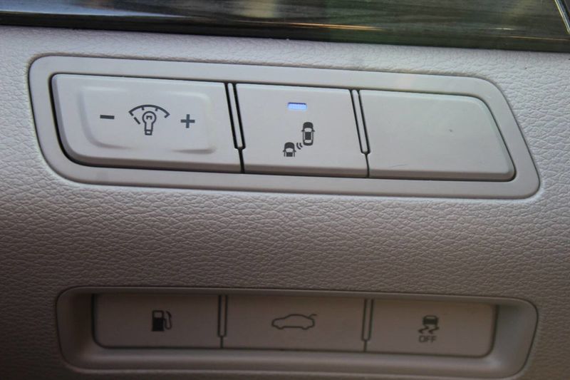 2015 Hyundai Sonata 4dr Sedan 1.6T Eco - 22985797 - 25