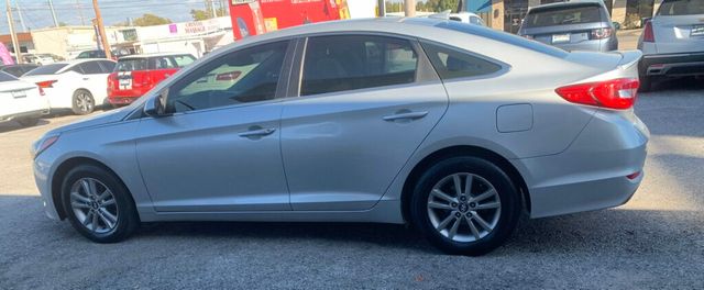 2015 Hyundai Sonata 4dr Sedan 2.4L SE - 22946644 - 16
