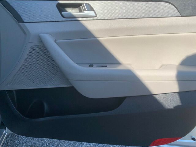 2015 Hyundai Sonata 4dr Sedan 2.4L SE - 22946644 - 23