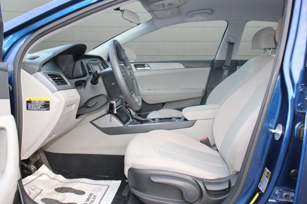 2015 Hyundai Sonata 4dr Sedan 2.4L SE - 22933194 - 10
