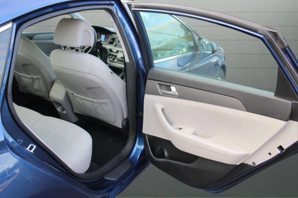2015 Hyundai Sonata 4dr Sedan 2.4L SE - 22933194 - 14