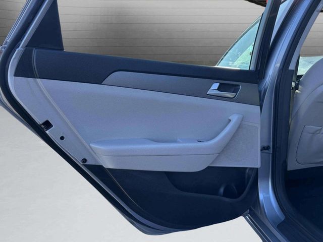 2015 Hyundai Sonata 4dr Sedan 2.4L SE - 22940464 - 12