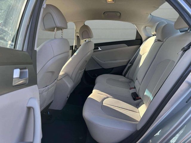 2015 Hyundai Sonata 4dr Sedan 2.4L SE - 22940464 - 13