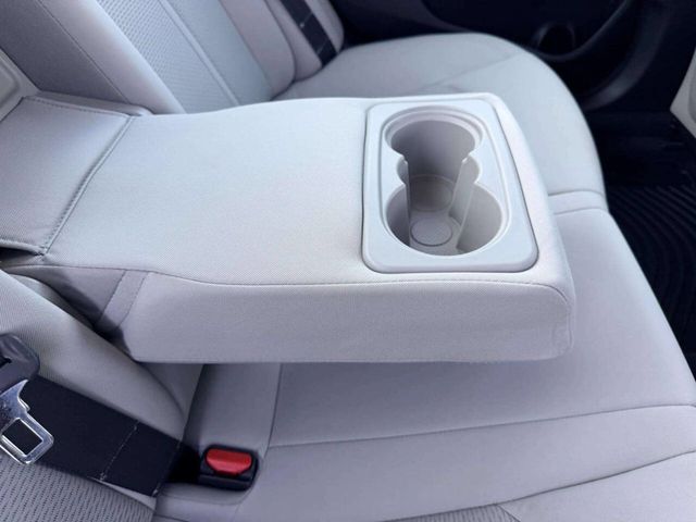2015 Hyundai Sonata 4dr Sedan 2.4L SE - 23049460 - 19