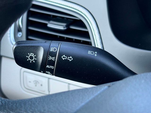 2015 Hyundai Sonata 4dr Sedan 2.4L SE - 23049460 - 29