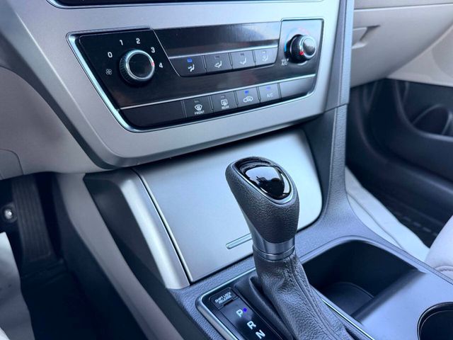 2015 Hyundai Sonata 4dr Sedan 2.4L SE - 23049460 - 36