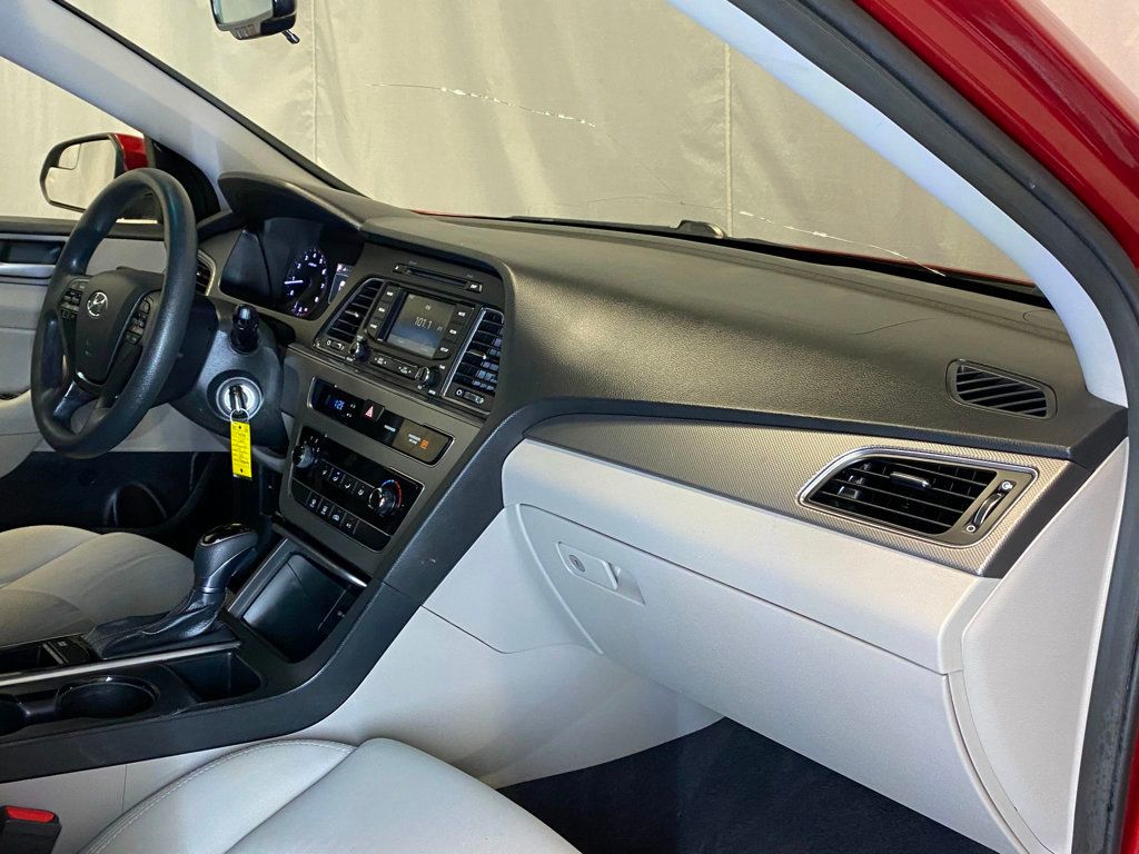 2015 Hyundai Sonata 4dr Sedan 2.4L SE - 23001930 - 34