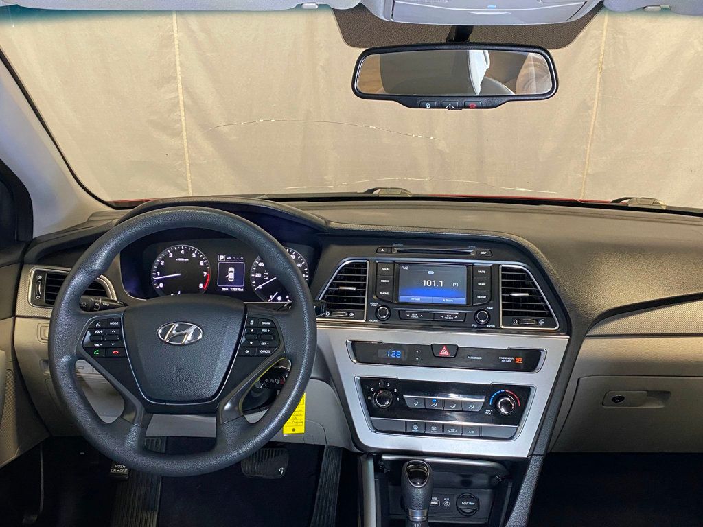 2015 Hyundai Sonata 4dr Sedan 2.4L SE - 23001930 - 35
