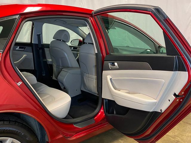 2015 Hyundai Sonata 4dr Sedan 2.4L SE - 23001930 - 36