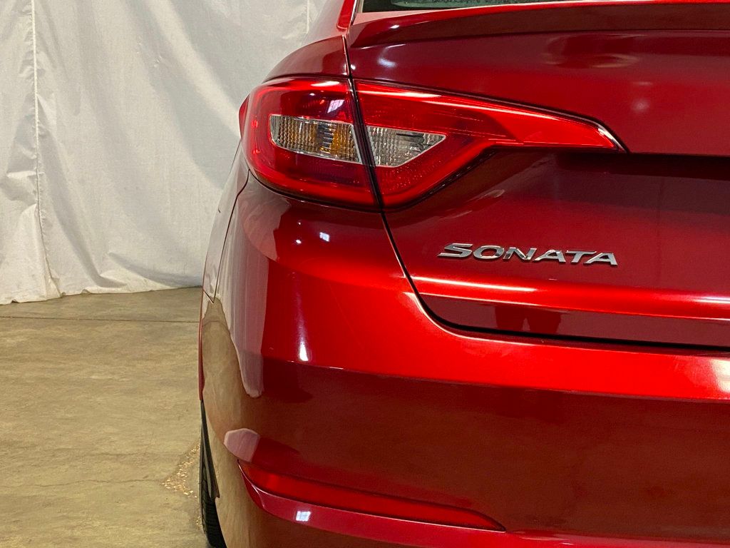 2015 Hyundai Sonata 4dr Sedan 2.4L SE - 23001930 - 4