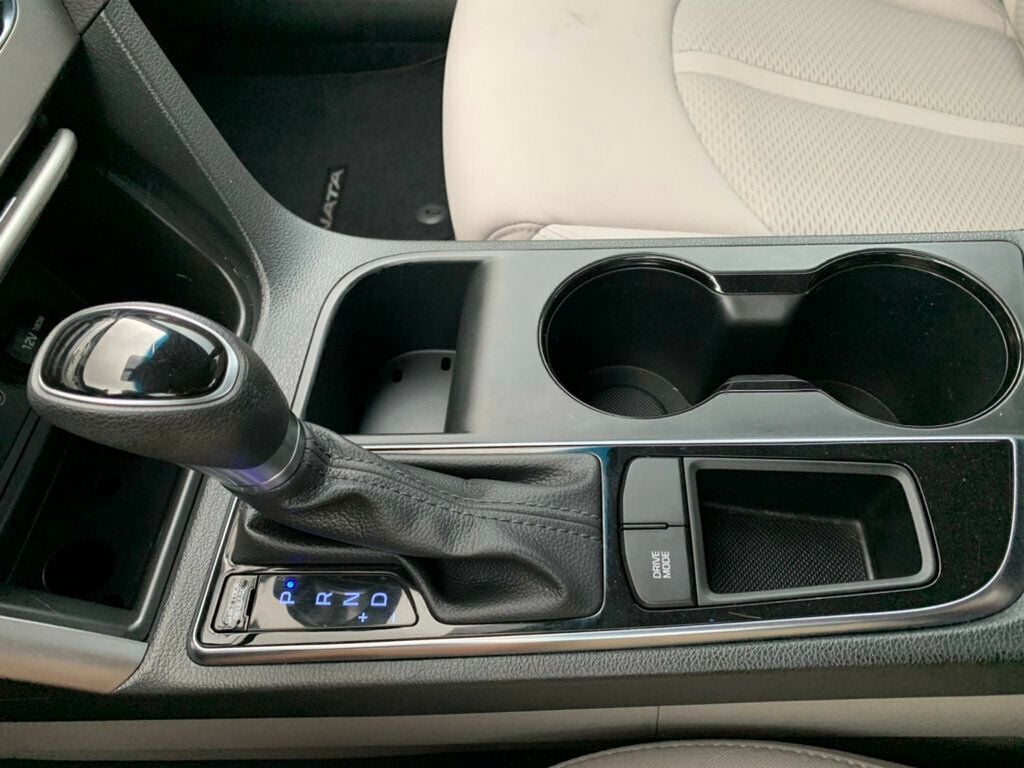 2015 Hyundai Sonata Limited Sport photo 36