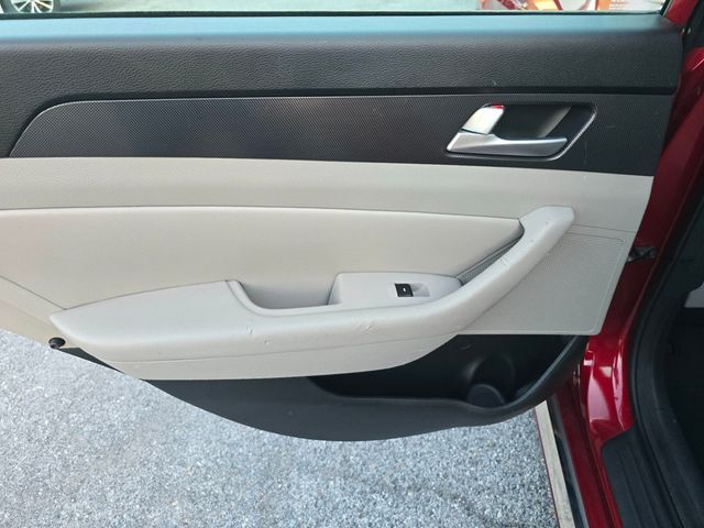 2015 Hyundai Sonata 4dr Sedan 2.4L Sport - 23039522 - 11