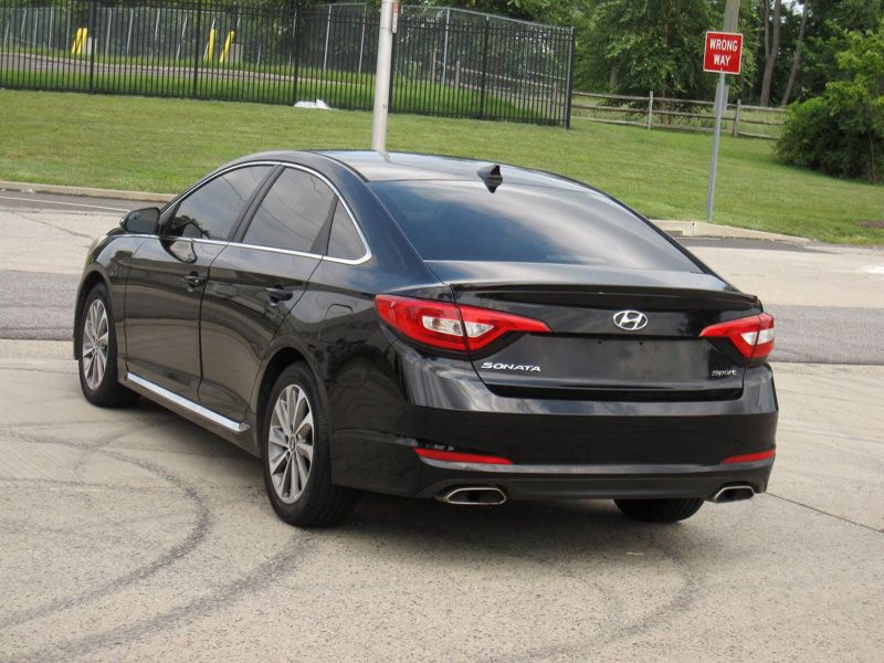 2015 Hyundai Sonata Sport photo 13