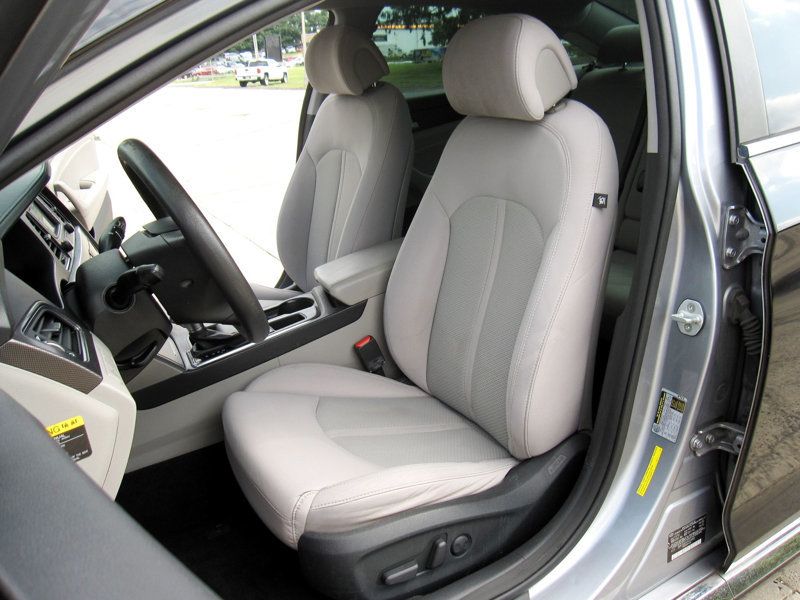 2015 Hyundai Sonata Sport photo 18