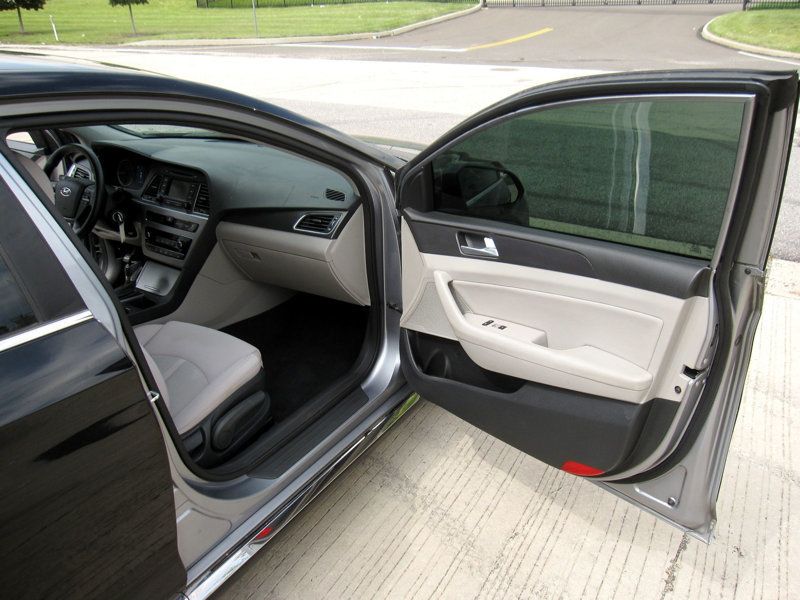 2015 Hyundai Sonata Sport photo 21