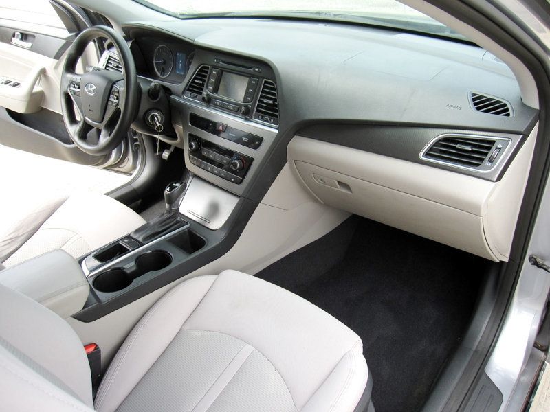 2015 Hyundai Sonata Sport photo 23