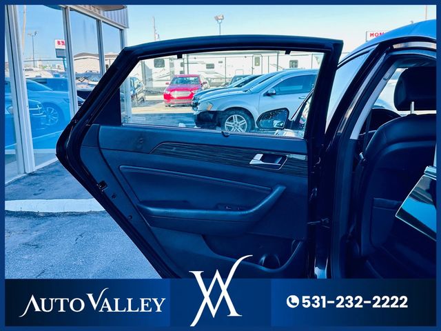 2015 Hyundai Sonata Limited Sedan 4D - 22954294 - 19