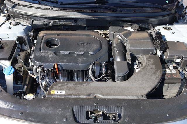 2015 Hyundai Sonata SE - 23059171 - 10