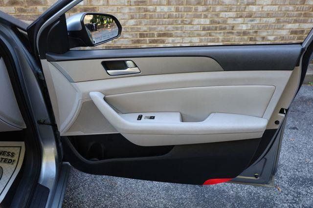 2015 Hyundai Sonata SE - 23059171 - 23