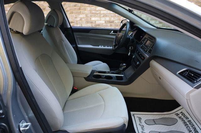 2015 Hyundai Sonata SE - 23059171 - 25