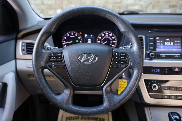 2015 Hyundai Sonata SE - 23059171 - 28