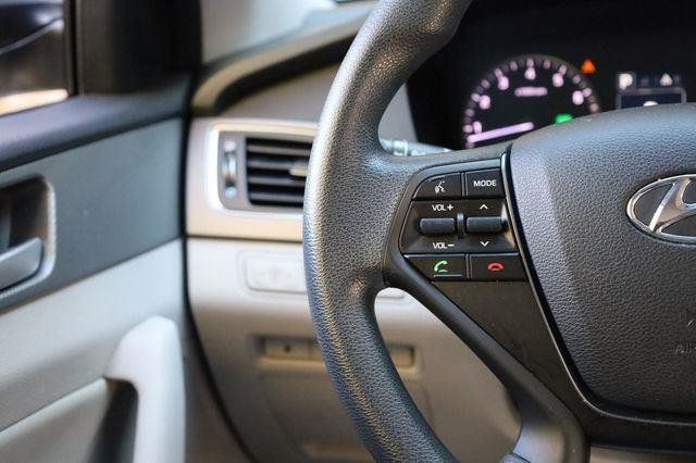 2015 Hyundai Sonata SE - 23059171 - 29