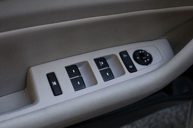 2015 Hyundai Sonata SE - 23059171 - 32
