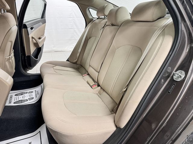 2015 Hyundai Sonata SE - 23096346 - 9